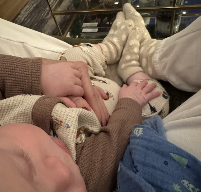 Image of baby sleeping | Positive Journal Tips
